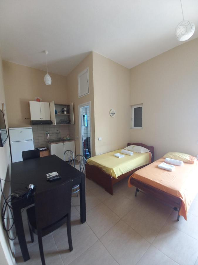 Arjana & Nelaj Apartments Ksamil Eksteriør bilde